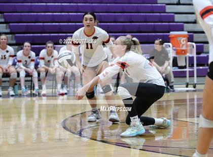 Thumbnail 2 in New Lexington vs Marietta (OHSAA D2 District) photogallery.