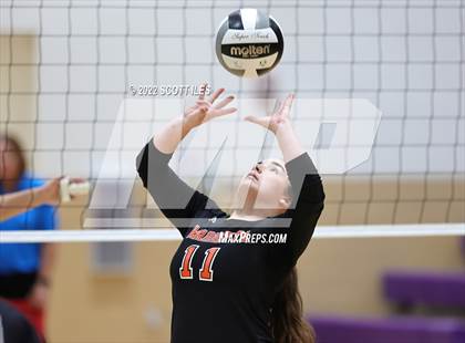 Thumbnail 1 in New Lexington vs Marietta (OHSAA D2 District) photogallery.