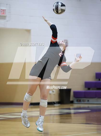 Thumbnail 1 in New Lexington vs Marietta (OHSAA D2 District) photogallery.