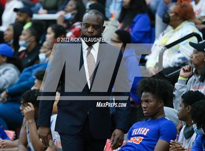 Thumbnail 1 in Glenwood vs. East St. Louis (IHSA Class 3A District Championship) photogallery.
