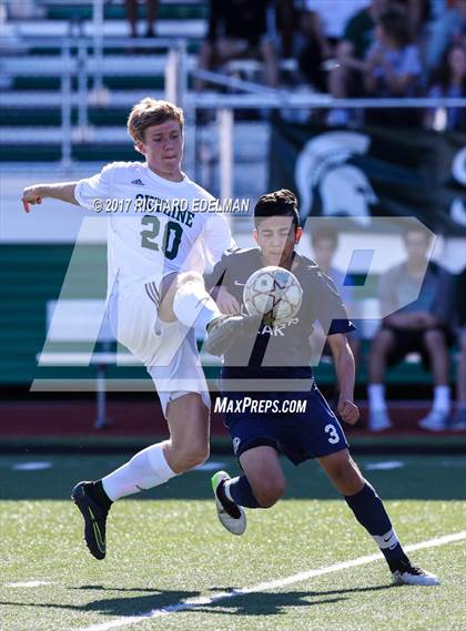 Thumbnail 1 in Glacier Peak vs Skyline (WIAA 4A Quarterfinal) photogallery.