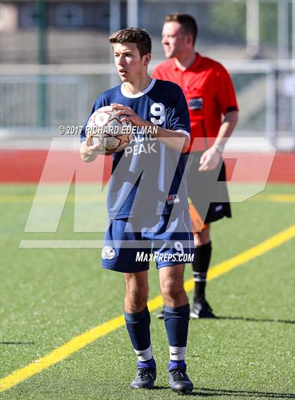 Thumbnail 1 in Glacier Peak vs Skyline (WIAA 4A Quarterfinal) photogallery.