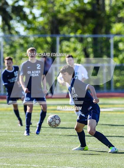 Thumbnail 3 in Glacier Peak vs Skyline (WIAA 4A Quarterfinal) photogallery.