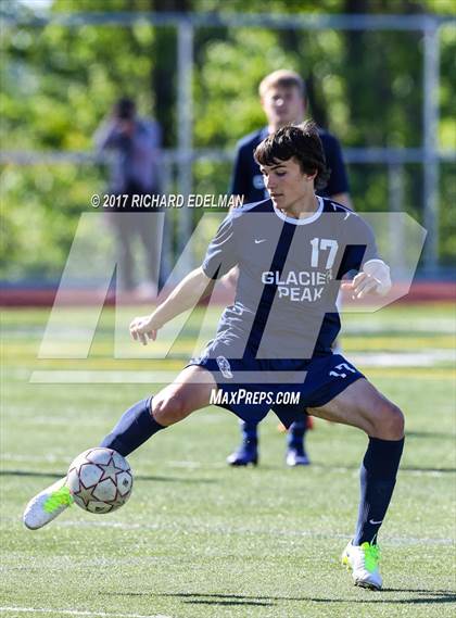 Thumbnail 2 in Glacier Peak vs Skyline (WIAA 4A Quarterfinal) photogallery.