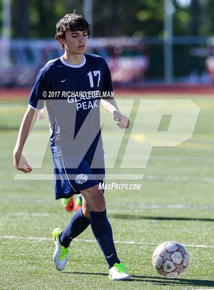 Thumbnail 2 in Glacier Peak vs Skyline (WIAA 4A Quarterfinal) photogallery.