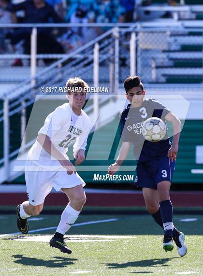 Thumbnail 1 in Glacier Peak vs Skyline (WIAA 4A Quarterfinal) photogallery.