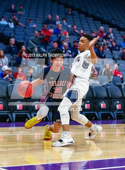 Thumbnail 2 in Vacaville Christian vs. Turlock Christian (CIF SJS D6 Final) photogallery.
