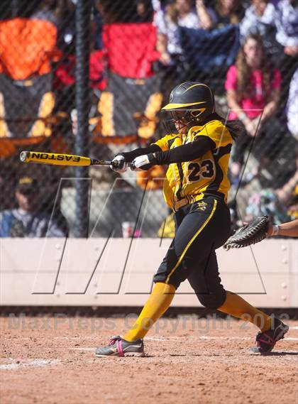 Thumbnail 2 in Thompson Valley vs Pueblo East (CHSAA 4A Playoffs) photogallery.