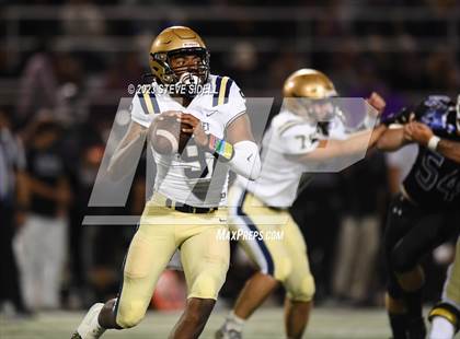Thumbnail 3 in Mater Dei Catholic @ Carlsbad photogallery.