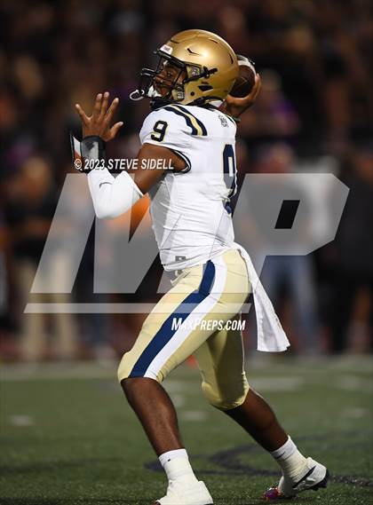 Thumbnail 1 in Mater Dei Catholic @ Carlsbad photogallery.