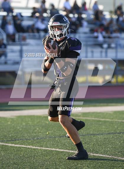Thumbnail 3 in Mater Dei Catholic @ Carlsbad photogallery.
