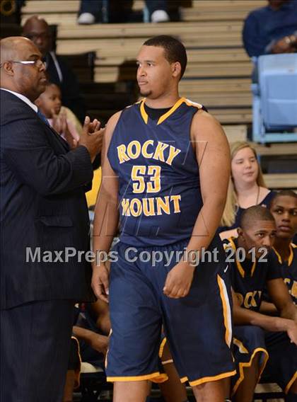 Thumbnail 2 in Rocky Mount vs. Hickory (NCHSAA 3A Final) photogallery.