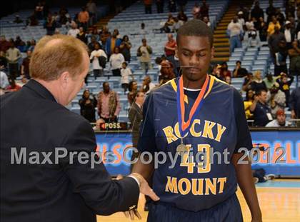 Thumbnail 2 in Rocky Mount vs. Hickory (NCHSAA 3A Final) photogallery.