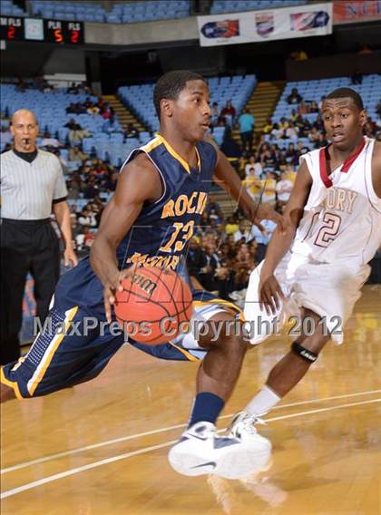 Thumbnail 3 in Rocky Mount vs. Hickory (NCHSAA 3A Final) photogallery.