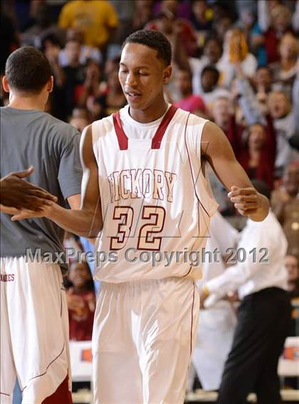 Thumbnail 1 in Rocky Mount vs. Hickory (NCHSAA 3A Final) photogallery.