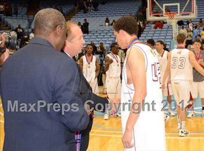 Thumbnail 1 in Rocky Mount vs. Hickory (NCHSAA 3A Final) photogallery.