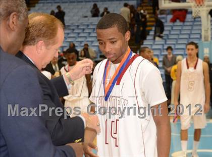 Thumbnail 3 in Rocky Mount vs. Hickory (NCHSAA 3A Final) photogallery.