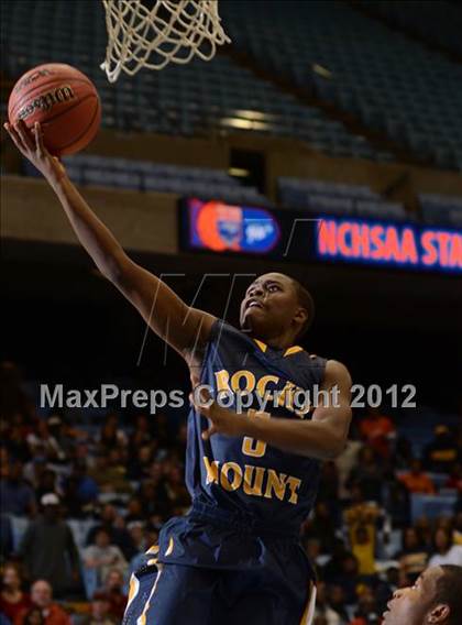Thumbnail 1 in Rocky Mount vs. Hickory (NCHSAA 3A Final) photogallery.