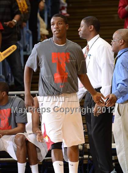 Thumbnail 1 in Rocky Mount vs. Hickory (NCHSAA 3A Final) photogallery.