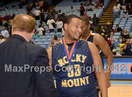 Thumbnail 2 in Rocky Mount vs. Hickory (NCHSAA 3A Final) photogallery.
