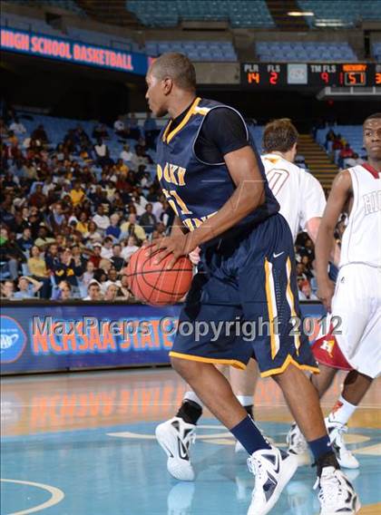 Thumbnail 3 in Rocky Mount vs. Hickory (NCHSAA 3A Final) photogallery.