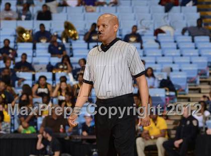 Thumbnail 1 in Rocky Mount vs. Hickory (NCHSAA 3A Final) photogallery.