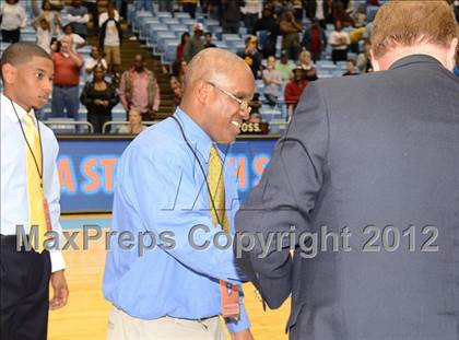 Thumbnail 1 in Rocky Mount vs. Hickory (NCHSAA 3A Final) photogallery.