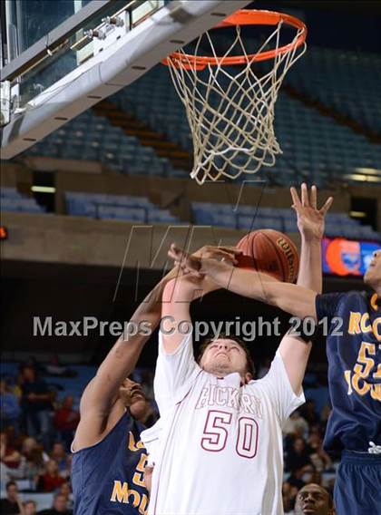 Thumbnail 3 in Rocky Mount vs. Hickory (NCHSAA 3A Final) photogallery.