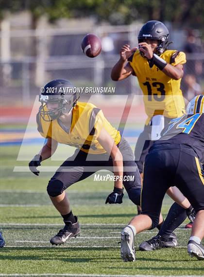 Thumbnail 2 in Del Oro @ Lincoln photogallery.