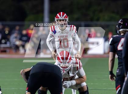 Thumbnail 2 in Mater Dei @ Centennial (CIF SS D1 Semifinal) photogallery.