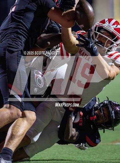 Thumbnail 1 in Mater Dei @ Centennial (CIF SS D1 Semifinal) photogallery.