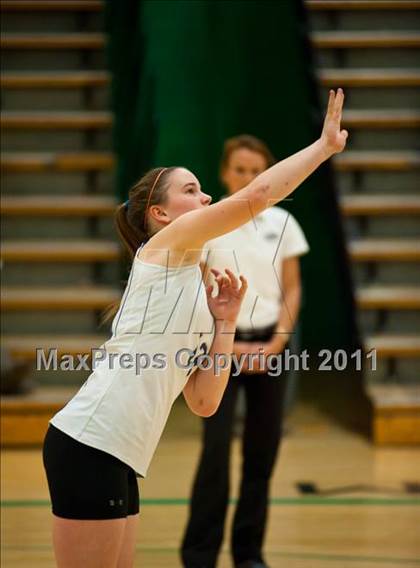 Thumbnail 3 in Southington vs. Newtown (CIAC Class LL Final) photogallery.
