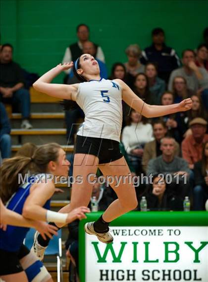 Thumbnail 2 in Southington vs. Newtown (CIAC Class LL Final) photogallery.