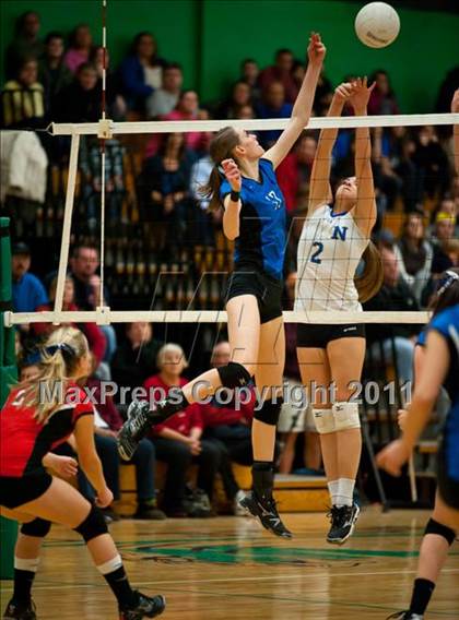 Thumbnail 3 in Southington vs. Newtown (CIAC Class LL Final) photogallery.