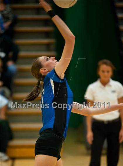 Thumbnail 3 in Southington vs. Newtown (CIAC Class LL Final) photogallery.