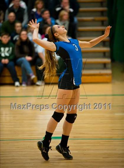 Thumbnail 2 in Southington vs. Newtown (CIAC Class LL Final) photogallery.