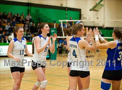 Thumbnail 1 in Southington vs. Newtown (CIAC Class LL Final) photogallery.