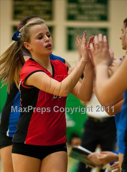 Thumbnail 3 in Southington vs. Newtown (CIAC Class LL Final) photogallery.