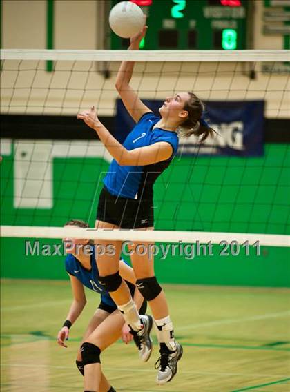 Thumbnail 1 in Southington vs. Newtown (CIAC Class LL Final) photogallery.