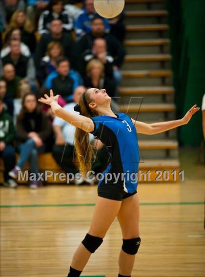 Thumbnail 2 in Southington vs. Newtown (CIAC Class LL Final) photogallery.