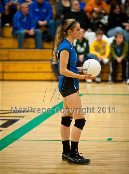 Thumbnail 1 in Southington vs. Newtown (CIAC Class LL Final) photogallery.
