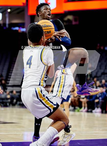 Thumbnail 3 in San Gabriel Academy vs. King's Academy (CIF State D3 Final) photogallery.