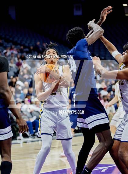 Thumbnail 3 in San Gabriel Academy vs. King's Academy (CIF State D3 Final) photogallery.