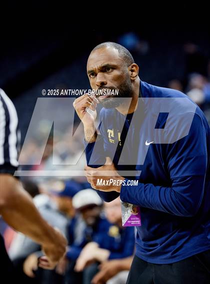 Thumbnail 1 in San Gabriel Academy vs. King's Academy (CIF State D3 Final) photogallery.