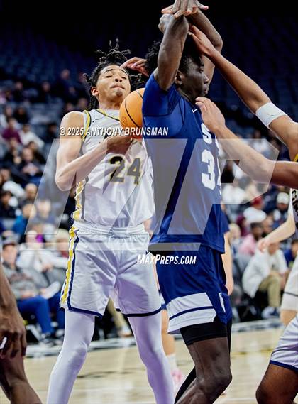 Thumbnail 2 in San Gabriel Academy vs. King's Academy (CIF State D3 Final) photogallery.