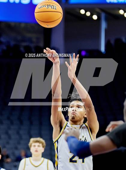 Thumbnail 3 in San Gabriel Academy vs. King's Academy (CIF State D3 Final) photogallery.