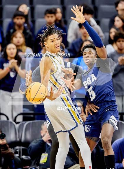 Thumbnail 3 in San Gabriel Academy vs. King's Academy (CIF State D3 Final) photogallery.
