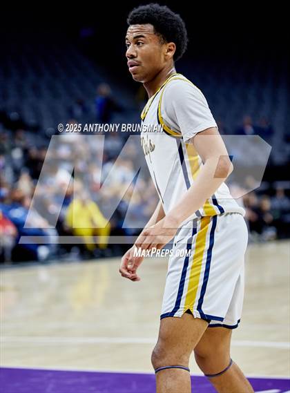 Thumbnail 3 in San Gabriel Academy vs. King's Academy (CIF State D3 Final) photogallery.