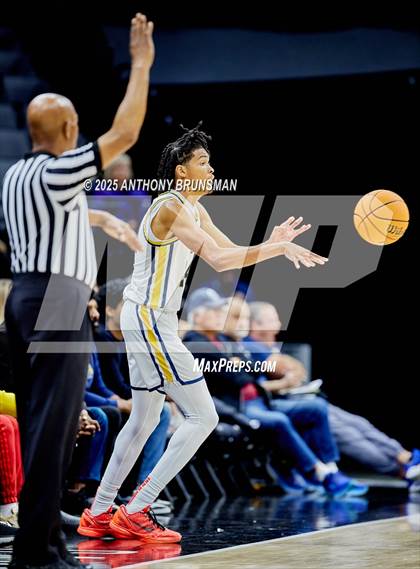 Thumbnail 2 in San Gabriel Academy vs. King's Academy (CIF State D3 Final) photogallery.