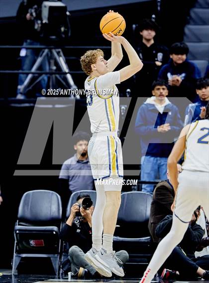 Thumbnail 3 in San Gabriel Academy vs. King's Academy (CIF State D3 Final) photogallery.